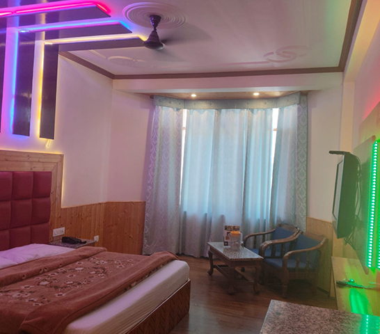 Luxury Room at Hotel Meridian Manali